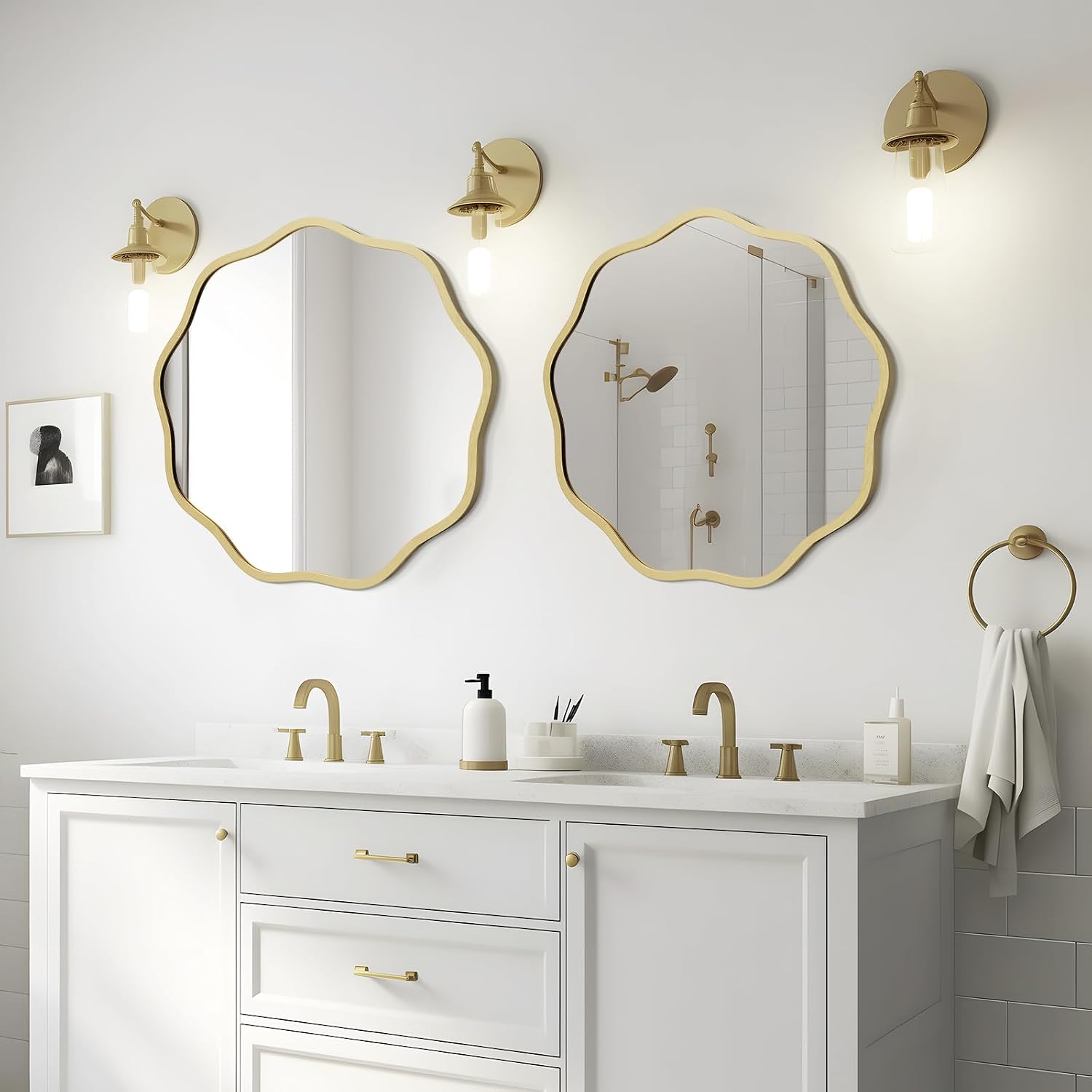 Gold Aluminum Wavy Round Wall Mirror
